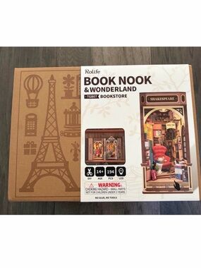 Rolife Book Nook & Wonderland Shakespeare DIY Miniature - Brown